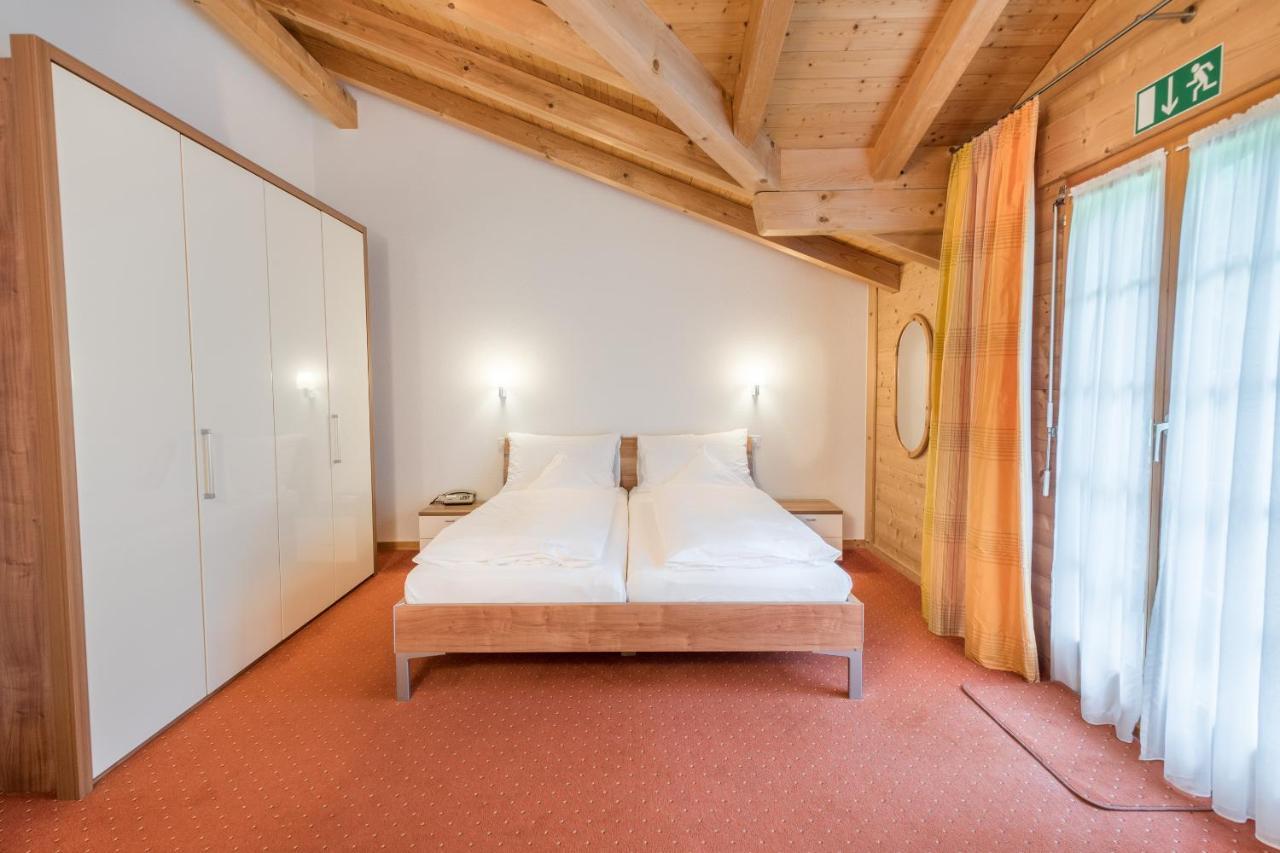 Hotel Berghof Amaranth Wilderswil Pokój zdjęcie